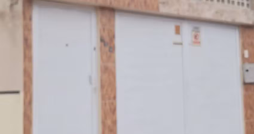 Casa Duplex com 4 Quartos próximo ao Hospital das Clinicas ,Maternidade Escola e ICC!