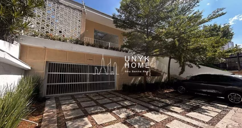 Casa comercial , 12 salas - elevador de acessibilidade  e 8 vagas