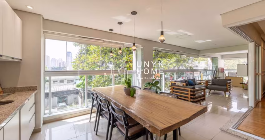 Vila Olímpia: Apartamento de 210 m² para Locação. 4 Suítes, Varanda Gourmet e Elevador Privativo.