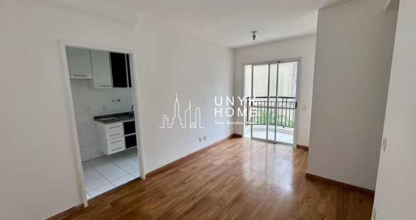 Apartamento à Venda com Varanda, 2 Dormitórios  e 1 Vaga  no Campo Belo!
