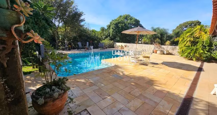Chácara mobiliada com piscina e  vista para pedra grande