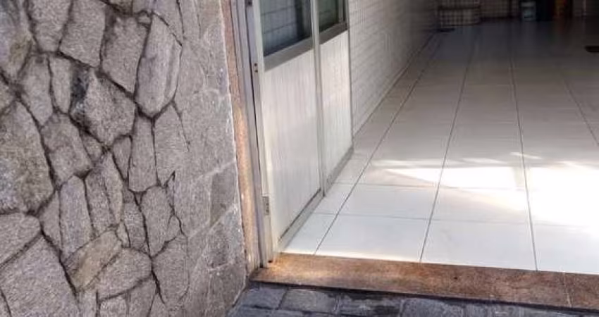 Sobrado com 3 quartos, Marapé, Santos - R$ 950 mil, Cod: 3001552