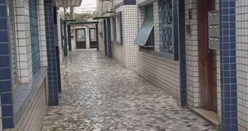 Apartamento com 2 quartos, Gonzaga, Santos - R$ 360 mil, Cod: 3002285