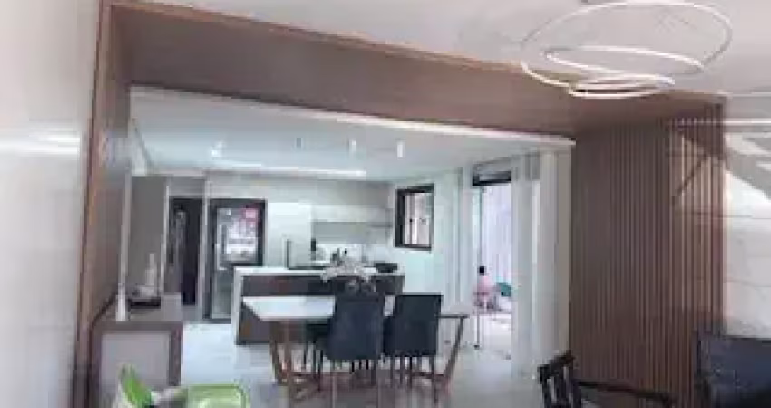 Casa comercial à venda na Rua Brasil, 847, Saguaçu, Joinville
