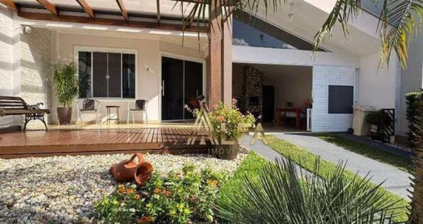 Casa em CONDOMÍNIO FECHADO com 3 dormitórios à venda, 127 m² por R$ 1.499.000 - Centro - Balneário Piçarras/SC