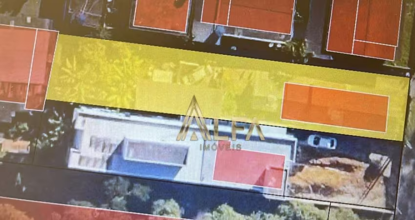Terreno à venda, 638 m² por R$ 1.600.000 - Praia de Armação do Itapocorói - Penha/SC