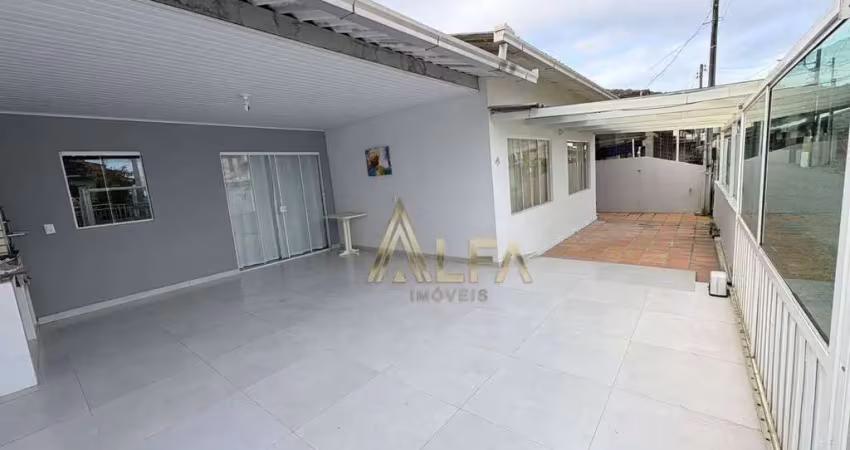 Casa com 3 quartos à venda na Rua José Cesario, 90, Praia de São Miguel, Penha