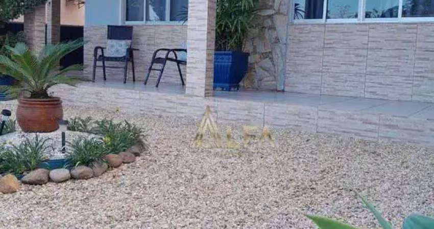?? oportunidade incrível! casa ampla próxima ao beto carrero e ao mar!