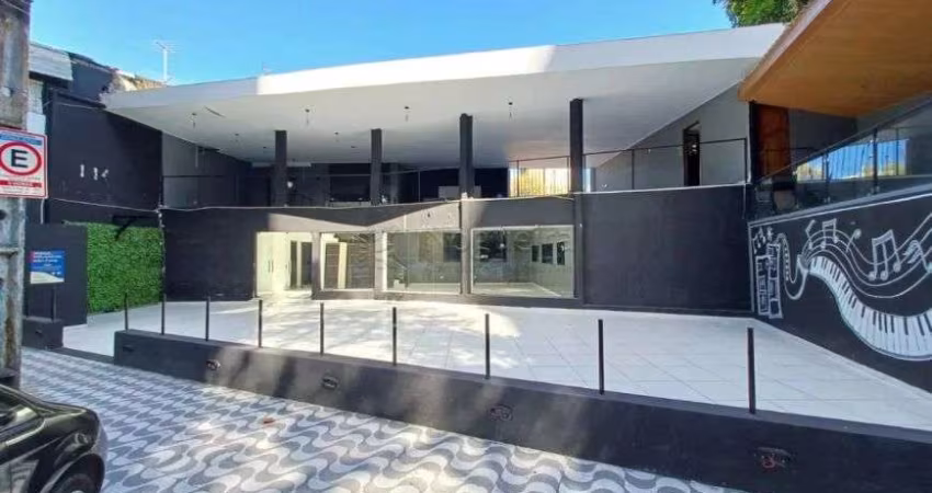 Prédio comercial com 348,42m² de área construída e 282,05m² de área total, com excelente localização