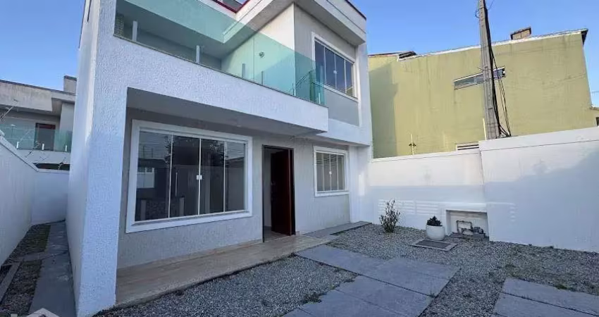 Casa para venda em rio das ostras, ouro verde, 3 dormitórios, 3 suítes, 3 banheiros, 1 vaga