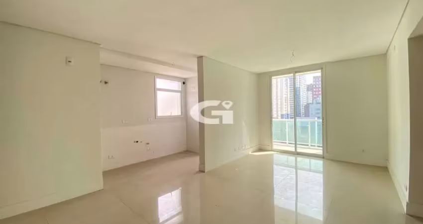 Apartamentos de 3 quartos com 1 suíte no champagnat