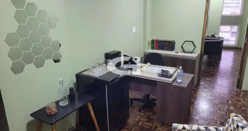 Sala comercial mobiliada à venda no centro de curitiba com 3 salas separadas e 1 recepção
