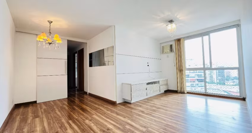 Ótimo 3 quartos, andar alto e sol da manhã!