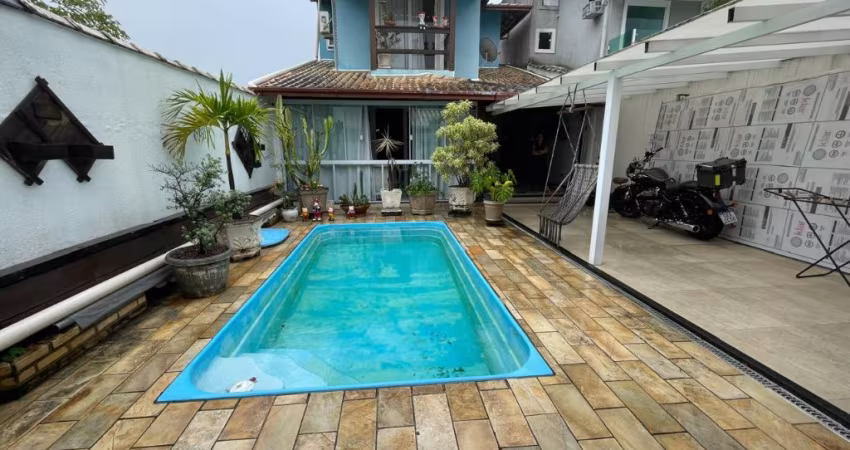 Casa 3 quartos em Itaipu
