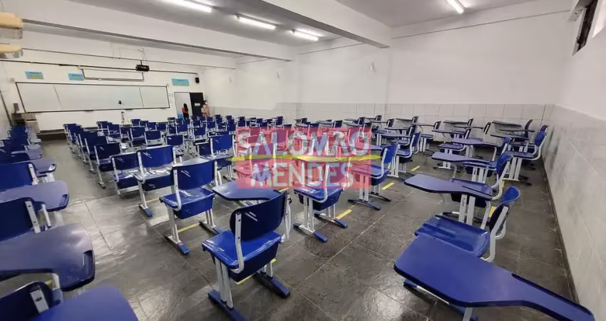 Prédio com 11 salas para alugar na Travessa Quatorze de Abril, São Brás, Belém