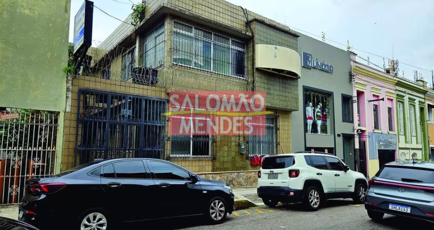 Imóvel Comercial com 10 salas, garagem junto ao Sesc e a Doca