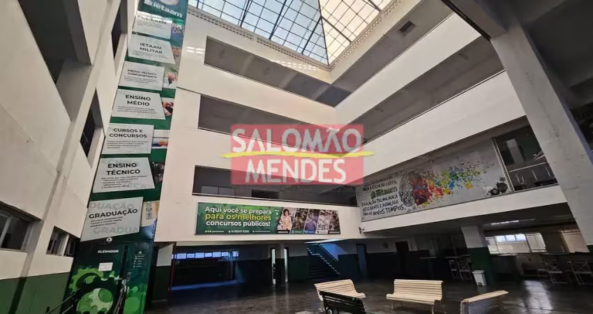 Edificio com 5 andares e elevador em são brás. 60 vagas privativas
