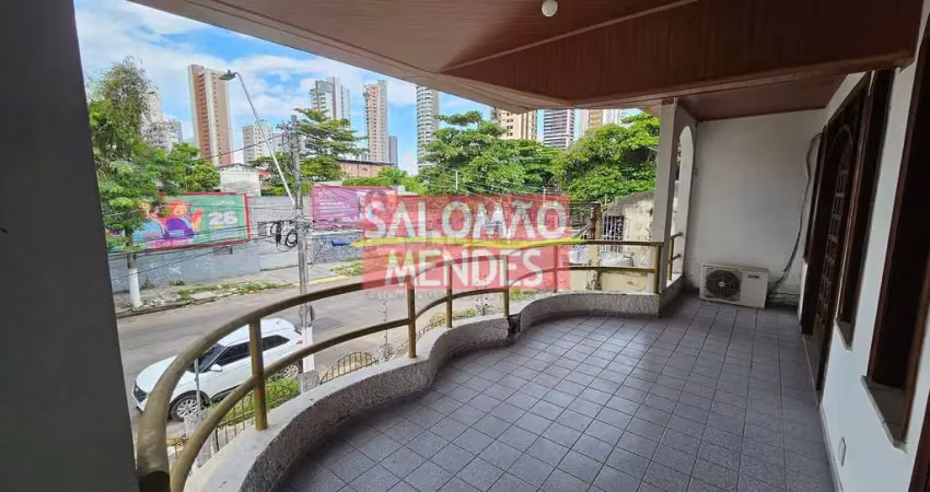 Prédio com 6 salas para alugar na Travessa dos Tupinambás, Condor, Belém