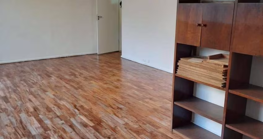 Apartamento para Venda em São Paulo, Jardim Paulista, 4 dormitórios, 1 suíte, 3 banheiros, 2 vagas