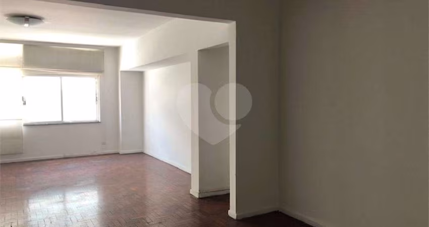 Apartamento para Venda em São Paulo, Jardim Paulista, 3 dormitórios, 2 banheiros, 1 vaga