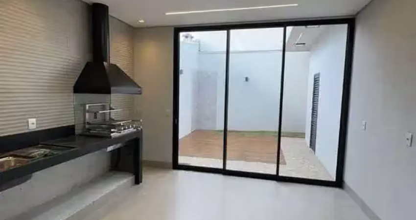 Casa com 3 quartos à venda na Rua Emborcação, 10000, Granada, Uberlândia