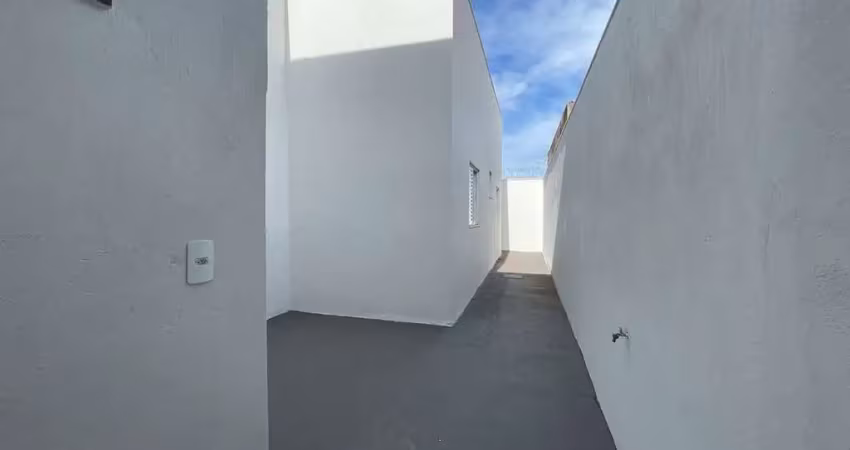 Casa com 2 quartos à venda na Rua Antônio Bernardes da Costa, 200, Laranjeiras, Uberlândia