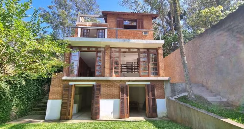 Sobrado a Venda no Riviera Paulista em São Paulo - SP OPORTUNIDADE !!