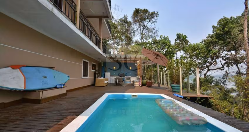 Casa a Venda com Vista para a Repesa no Riviera Paulista em Sao Paul0 - SP