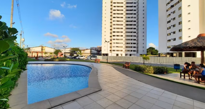Apartamento no Antares, com 02 quartos