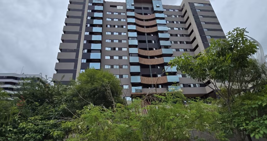 Apartamento na Jatiúca com 03 quartos