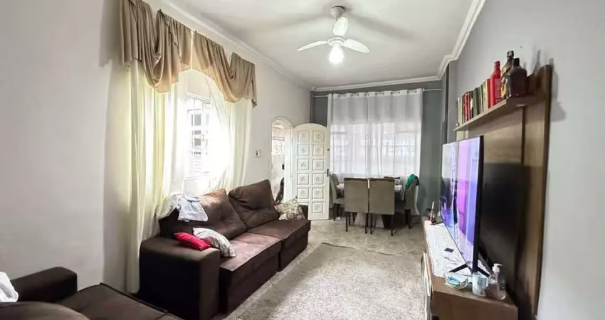Casa à venda, 4 quartos, 2 vagas, Rádio Clube - Santos/SP