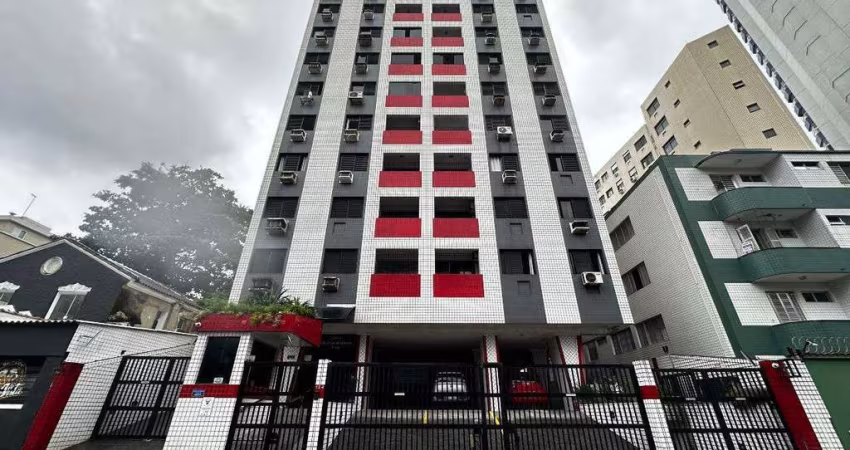 Apartamento no 4 andar, Rua Coronel Pinto Novaes em Itararé.