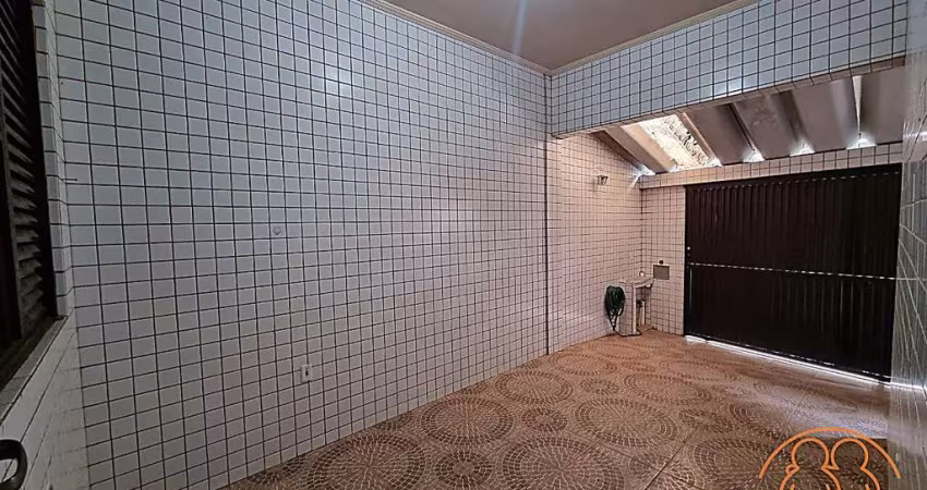 Casa à venda, 2 quartos, 1 suíte, 1 vaga, Itararé - São Vicente/SP