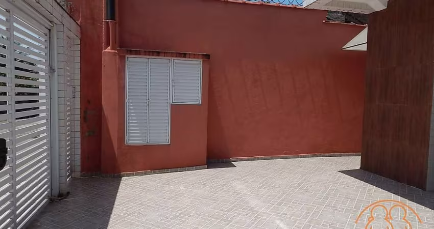 Sobrado à venda, 3 quartos, 1 suíte, 1 vaga, Catiapoa - São Vicente/SP