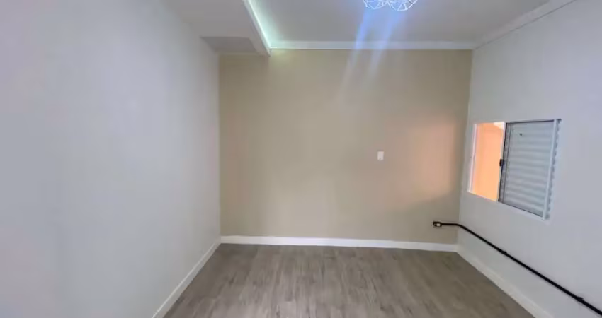 Casa para alugar na Rua Cardeal Arcoverde, Macuco, Santos