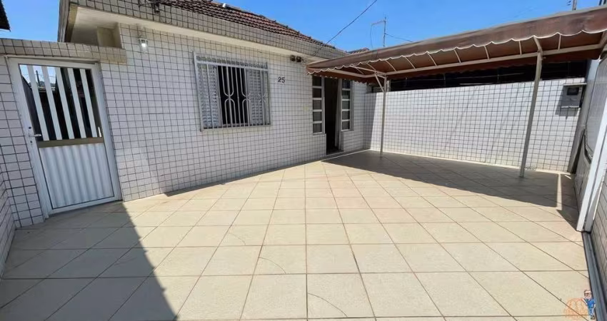 Casa à venda, 2 quartos, 2 vagas, Santa Maria - Santos/SP