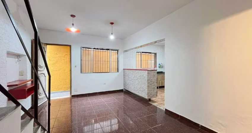 Casa à venda, 2 quartos, 1 vaga, Vila Voturua - São Vicente/SP
