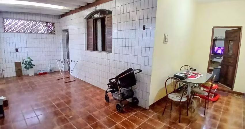 Casa à venda, 3 quartos, 1 vaga, castelo - santos/sp