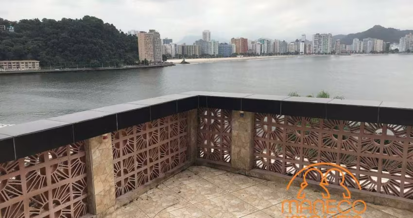 Sobrado à venda, 8 quartos, 3 suítes, 2 vagas, Parque Prainha - São Vicente/SP