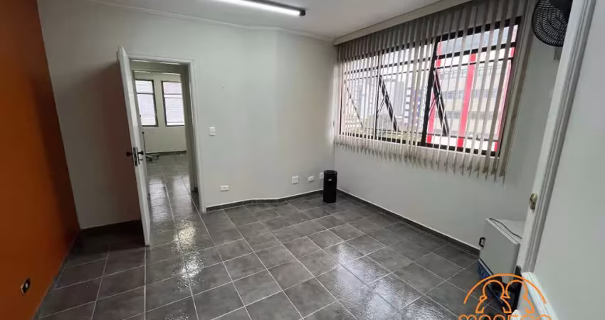 Prédio à venda na Avenida Ana Costa, Vila Mathias, Santos