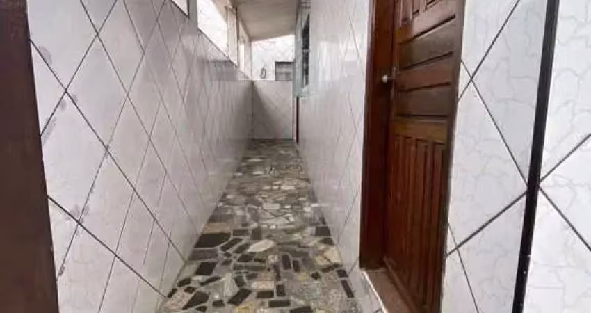 Casa com 1 quarto para alugar na Rua Francisco Lourenço Gomes Júnior, Areia Branca, Santos