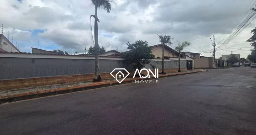 Casa com 4 dormitórios à venda, 220 m² por R$ 750.000,00 - São Francisco - Serra/ES