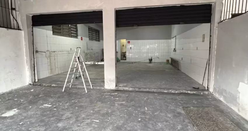 Barracão / Galpão / Depósito à venda no Jardim Helena, São Paulo 