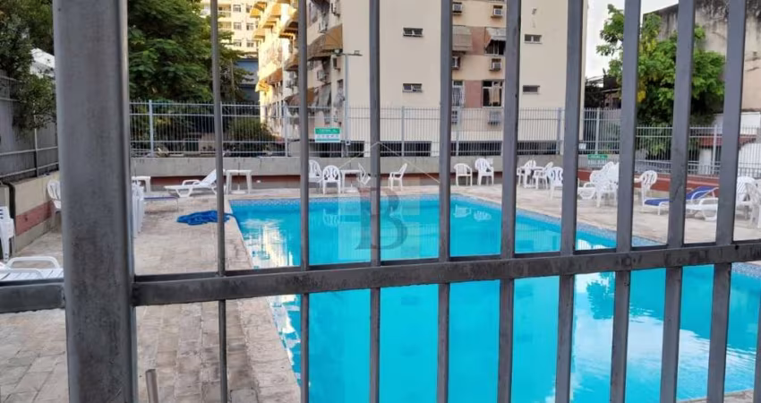 Apartamento à venda no Fonseca, Niterói-RJ: 2 quartos, 1 banheiro, 1 vaga de garagem, 65m² de área. Imperdível oportunidade!