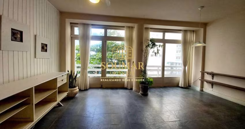 Apartamento 2 dormitórios com dependência completa Guarujá-Pitangueiras