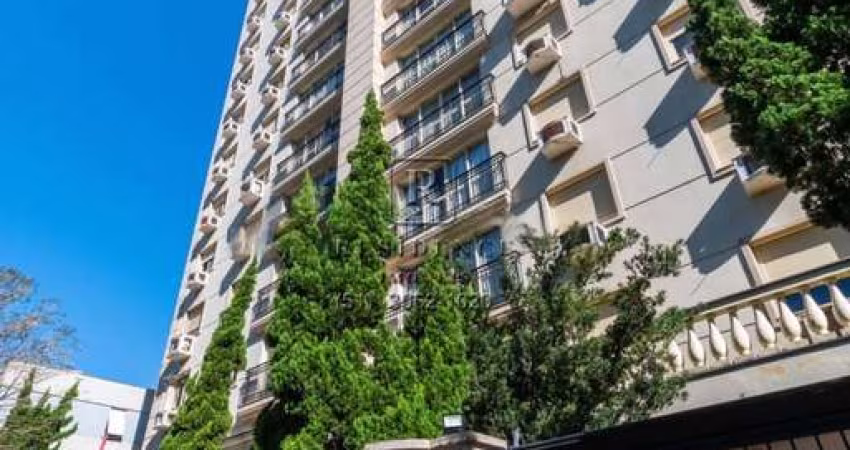 Apartamento de 3 quartos com suíte e 2 vagas de garagem no Rio Branco, Porto Alegre-RS: Mobiliado e perto do Parcão!