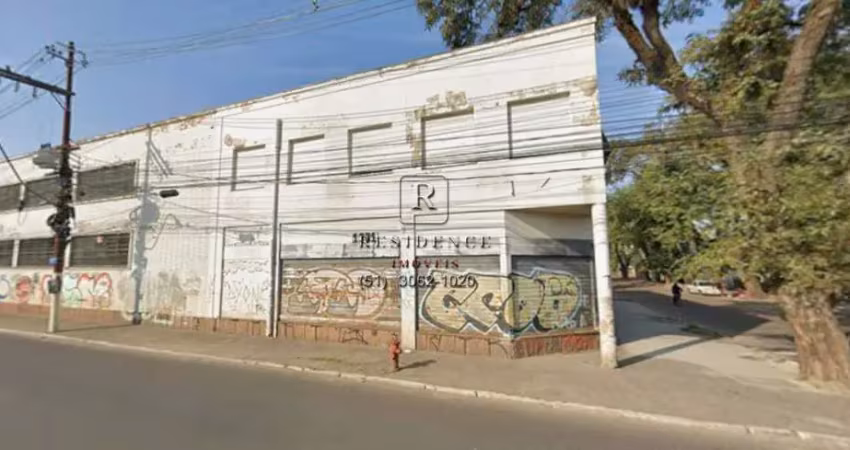 Predio comercial de alto padrão para locação na floresta, porto alegre-rs: 10 salas, 6 banheiros e 3.500m² de área.