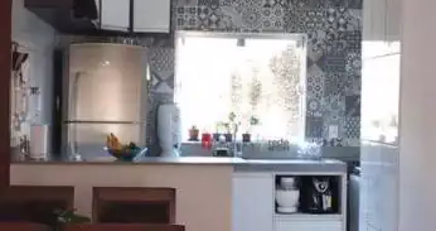 Casa com 3 quartos à venda na Rua Assuene Antônio Ribeiro, Nova Benfica, Juiz de Fora