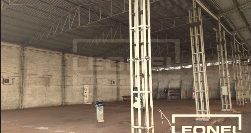 Galpão localizado no Distrito Industrial, em Ribeirão Preto