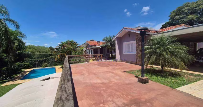 Casa com 3 dormitórios à venda, 503 m² por R$ 2.550.000,00 - Condomínio Marambaia - Vinhedo/SP